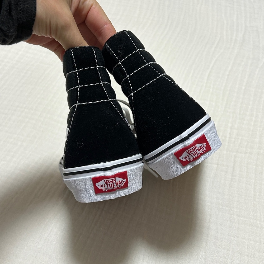 Customized vans - Picture 3 of 3